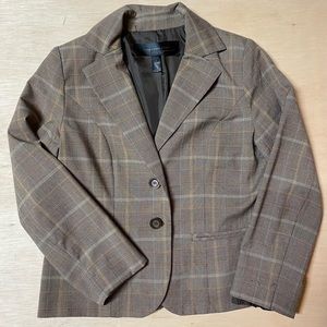 Beautiful Blazer by Apostrophe. Excellent condition.